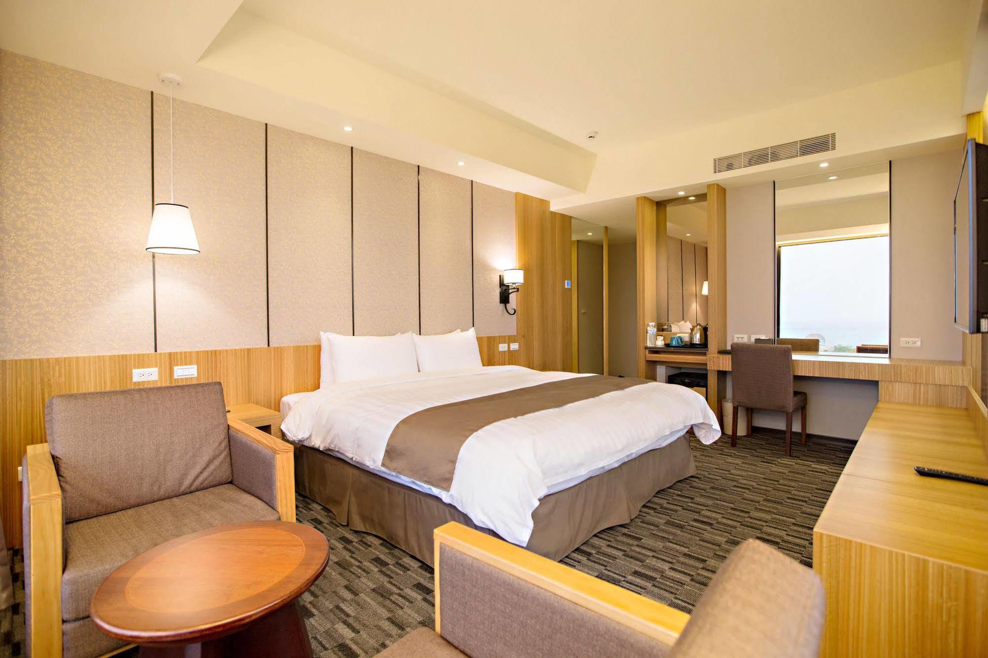 Kaishen Starlight Hotel T'ai-tung Εξωτερικό φωτογραφία